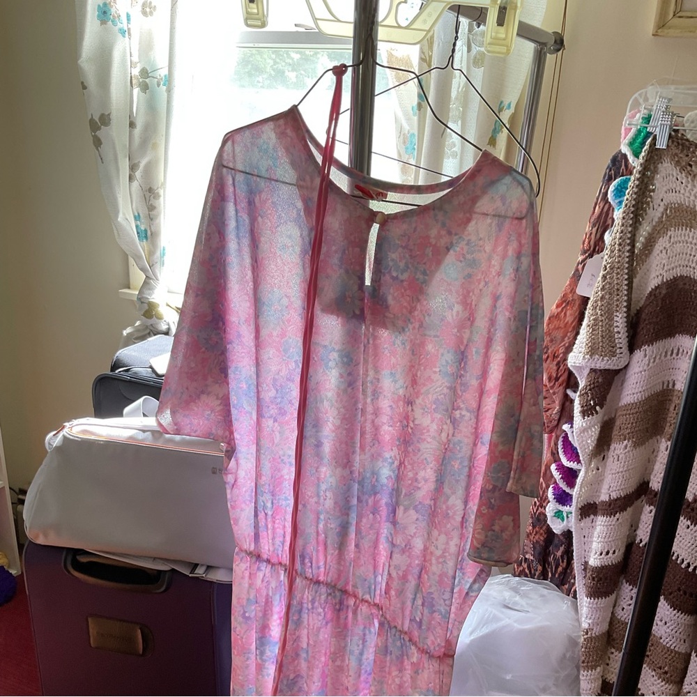 Down Side Up ladies dress size 22 1/2
